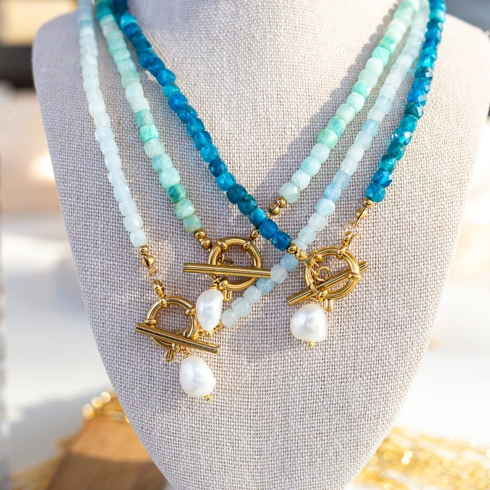 Aquamarine Gemstone Necklace with gold toggle clasp and removeable baroque pearl